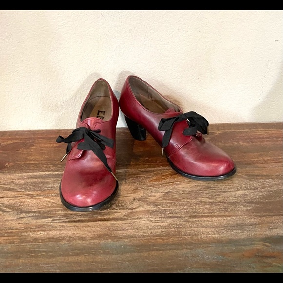 Esska Shoes Worn Once Adorable Leather Esska Shoes Sz 36 Poshmark
